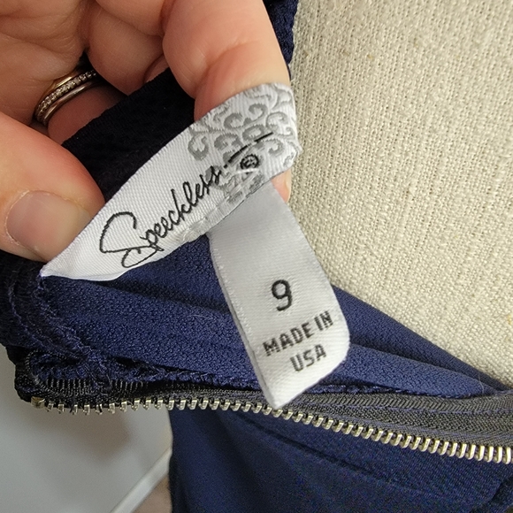 Speechless navy, strapless, fitted dress. Zip up back. Sz 9. Juniors. Worn once. - Picture 5 of 5